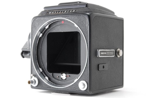 Cla mint hasselblad 500 - [cla`d!,