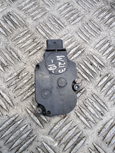 Mercedes e220 air flap - e220,