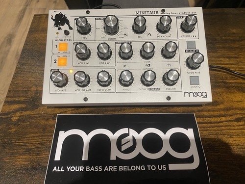 Moog minitaur rare white - minitaur,