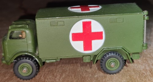 Vintage dinky toys 626 - dinky,