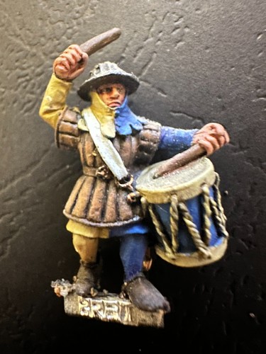 Bretonnian men arms drummer - bretonnian, men-at-arms