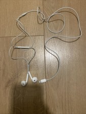 Genuine Apple EarPods Wired