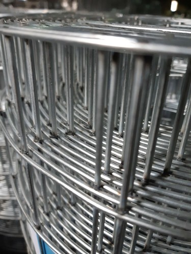 Welded wire mesh fencing - welded,