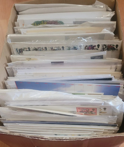 Philatelic job lot o w - , r.o.w