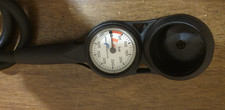 Diving compact pressure gauge