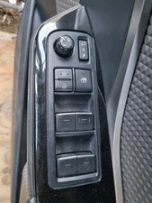 2016-2024 TOYOTA C-HR Mk1