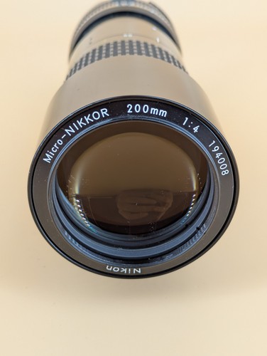 Nikon micro nikkor 200mm - nikon, f/4