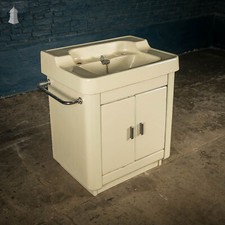 Enamelled Hand Basin, Cast