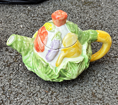Glazed ceramic novelty - glazed,