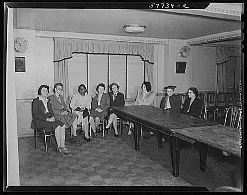 Photo 1940s women and men - photo:1940s,