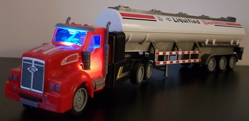 Oil tank gas fuel truck - truck, lorry