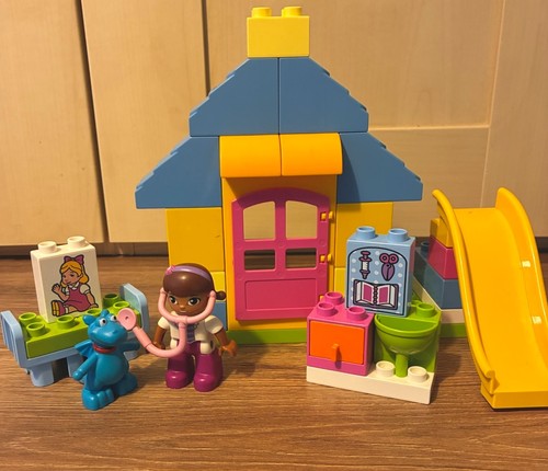 Doc mcstuffin duplo backyard - doc,