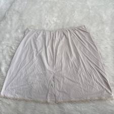 Women’s M&S Half Wait Slip