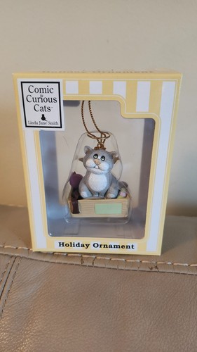 Comic curious cats xmas tree - xmas,