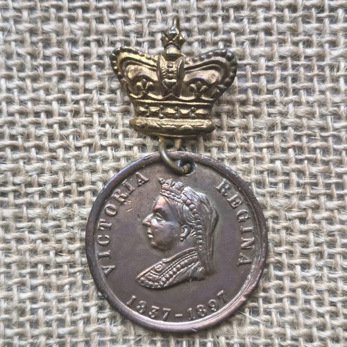 Antique queen victoria 1897 - victoria,