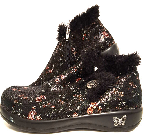 Alegria floral leather - alegria,