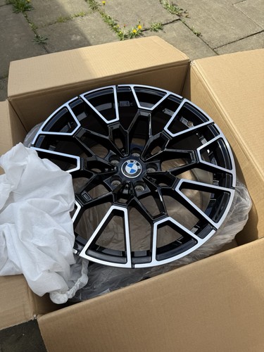 Alloy wheels - alloy,