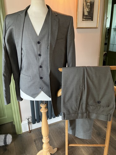 Gianni feraud 3pce suit - 3pce,