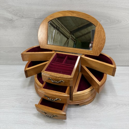Mele wooden jewellery box - &,