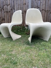 PAIR OF PANTON ERA WHITE CLASSIC DINNING BIG BROTHER RETRO CHAIRS DERBY