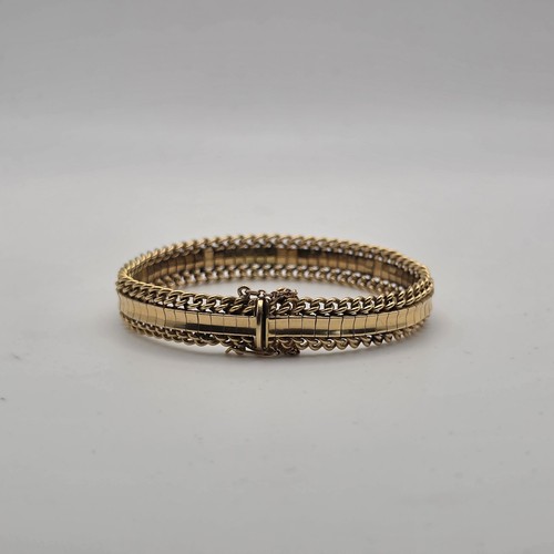 18ct gold fancy link bracelet - fancy,