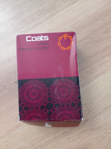 Box six crochet balls size - crochet,