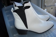 TU Woman White Ankle Boots Size 5/38 New with Tags