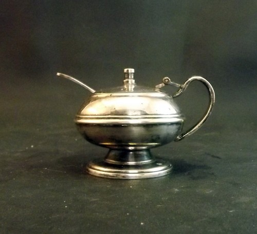 Vintage yeoman silver - vintage,