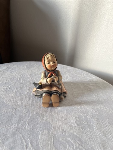 Hummel figurine happy - figurine,