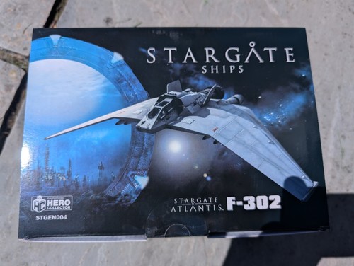 Eaglemoss stargate ship - eaglemoss,
