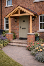 HANDCRAFTED OAK PORCH KIT –