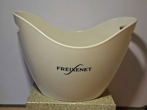 Freixenet cream plastic - cream, ice