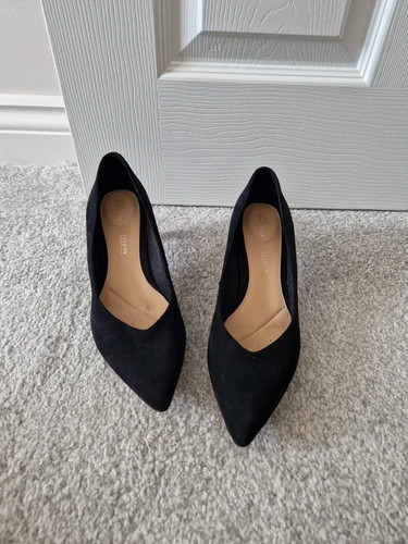 Ladies shoes with kitten heel - kitten,