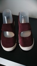 CLARKS BURGUNDY SUEDE SLIP ON LOW WEDGE SOLE SHOES UK 5