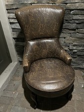 Delta Furniture - High Wing