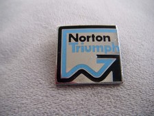 NORTON TRIUMPH enamel motorcycle biker badge 26 x 26mm