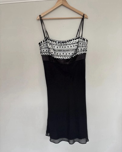 Debut black white beaded - black,