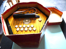 Scholar 2119  Anglo Concertina.. 8 Fold 1 Spacer..Original box...VGC.