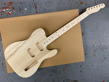 ELECTRIC GUITAR  PAULOWNIA
