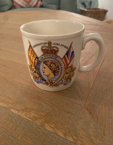 Commemorative mug queen - commemorative,