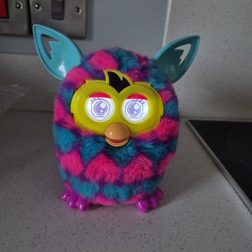Furby boom hasbro - furby,