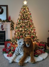 Melissa & Doug Huge Plush Lion