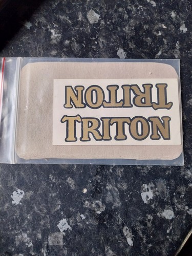 Vintage period triton triuumph - period,