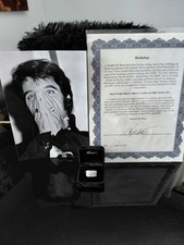 Elvis owned black Ebleser's