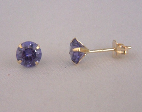 9ct gold 5mm - 5mm, studs