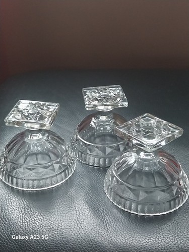 Vintage pressed glass - x,
