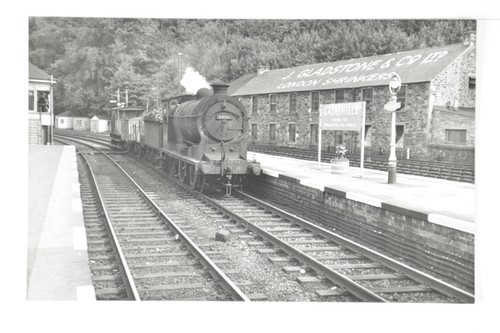 Steam train locomotive 64561 - train,