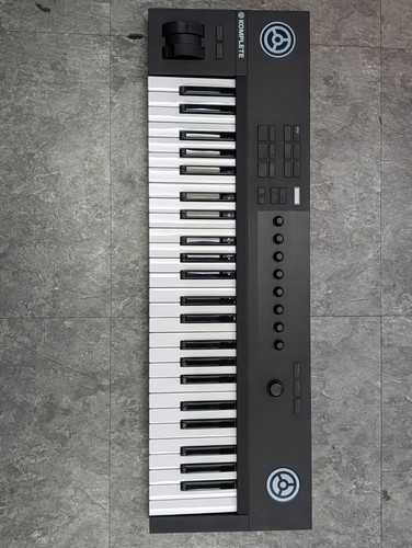 Komplete kontrol a49 - a49, keyboard