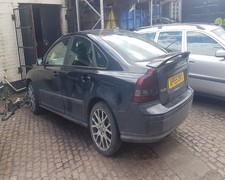 Volvo s40 bumper bare - s40,