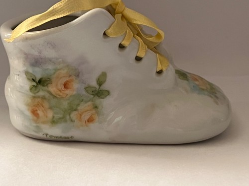 Vintage ceramic white baby - vintage,